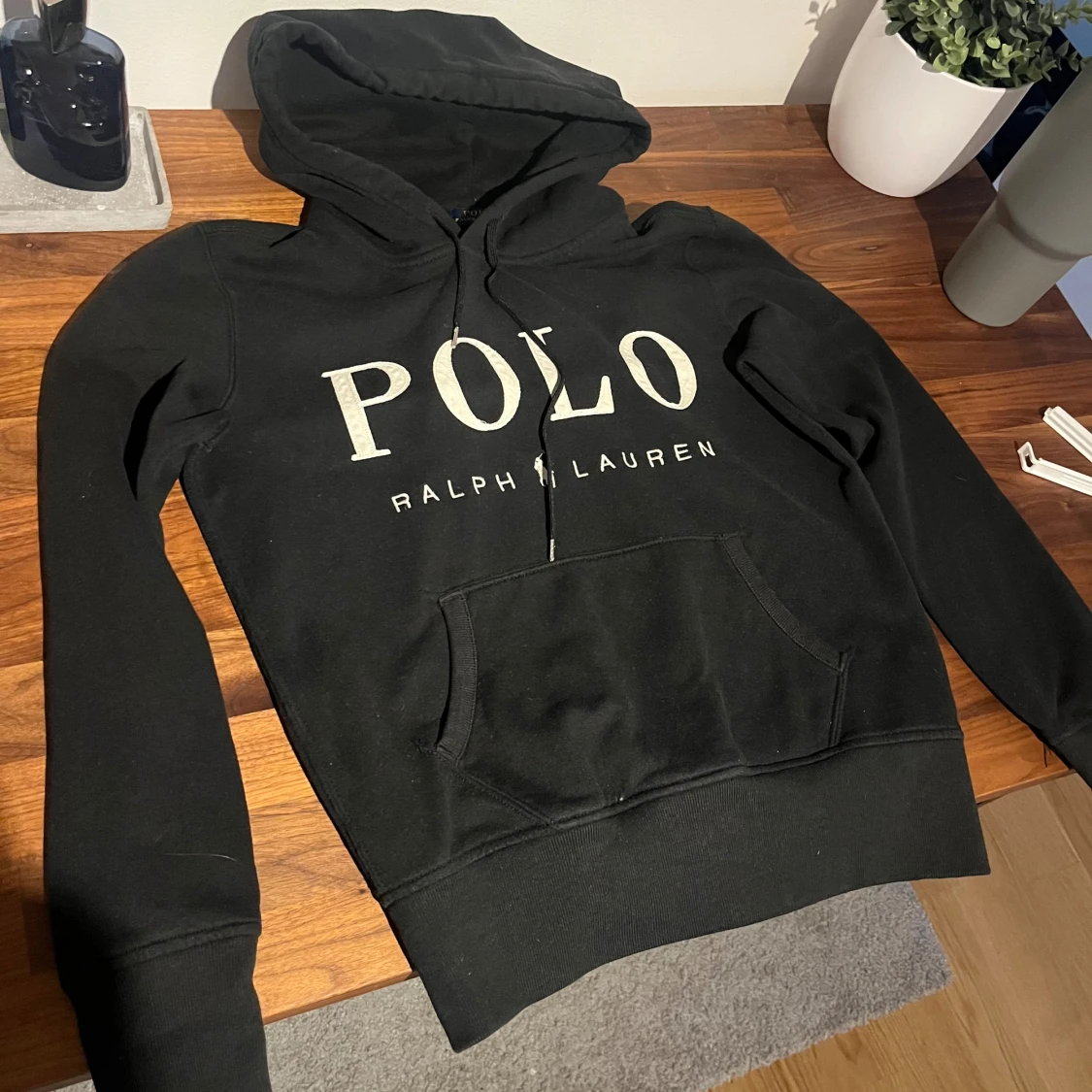 Svart hoodie från Polo Ralph Lauren - 1