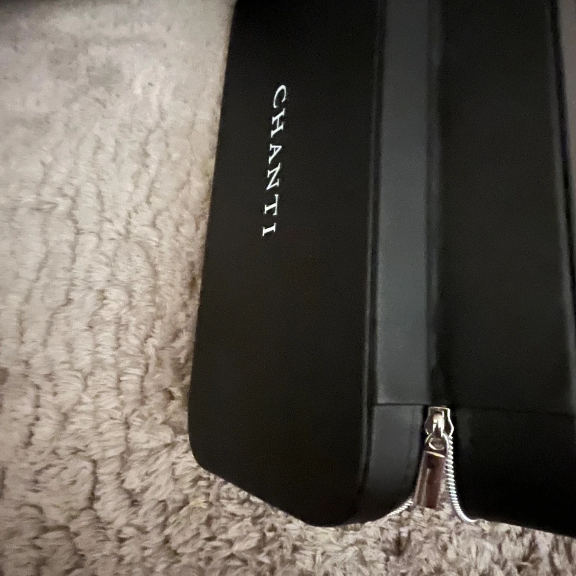 Svart smyckeskrin från Chanti - 3