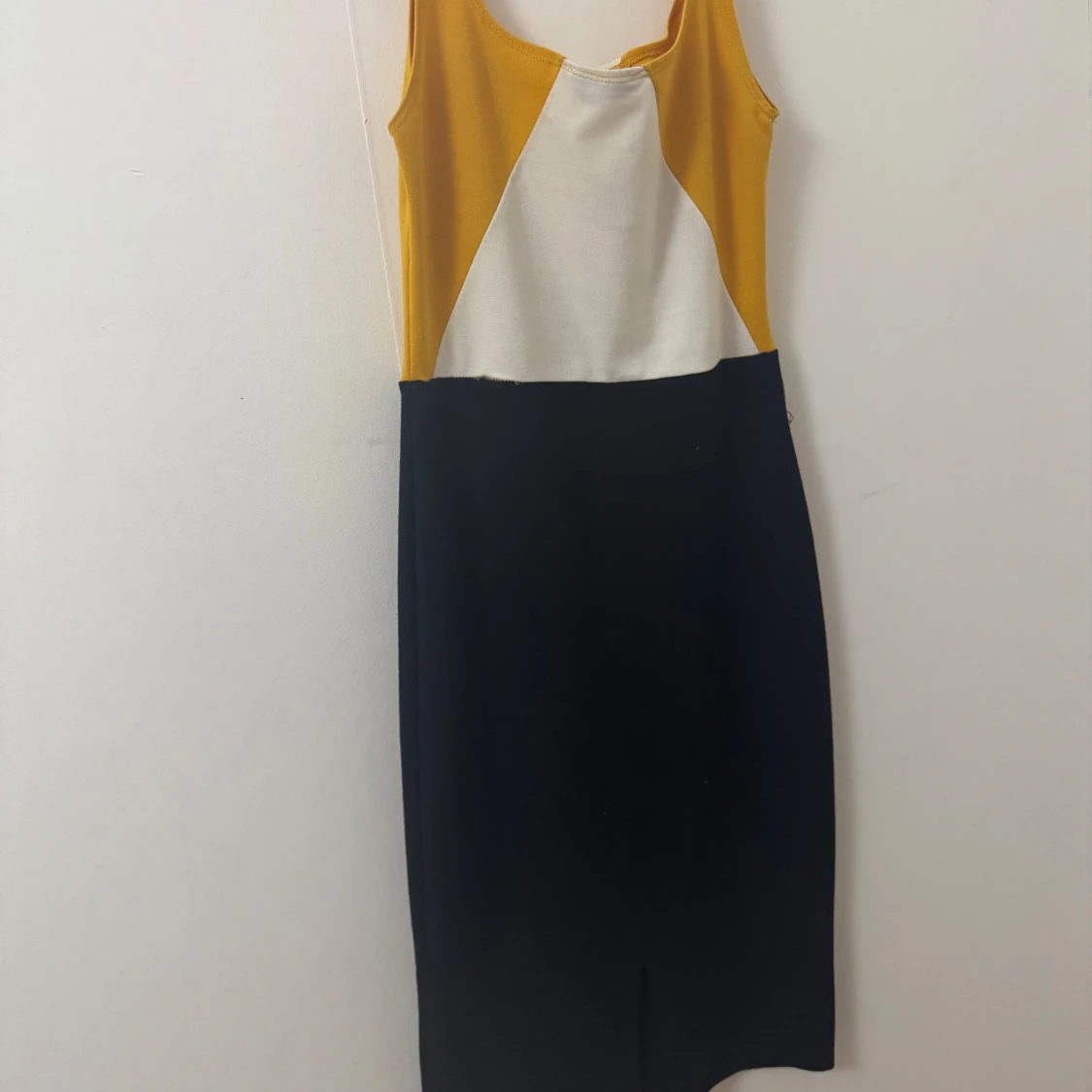 Midiklänning från Zara - 1