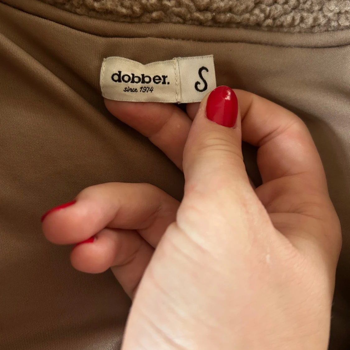 Beige/brun  teddyjacka från Dobber  - 3