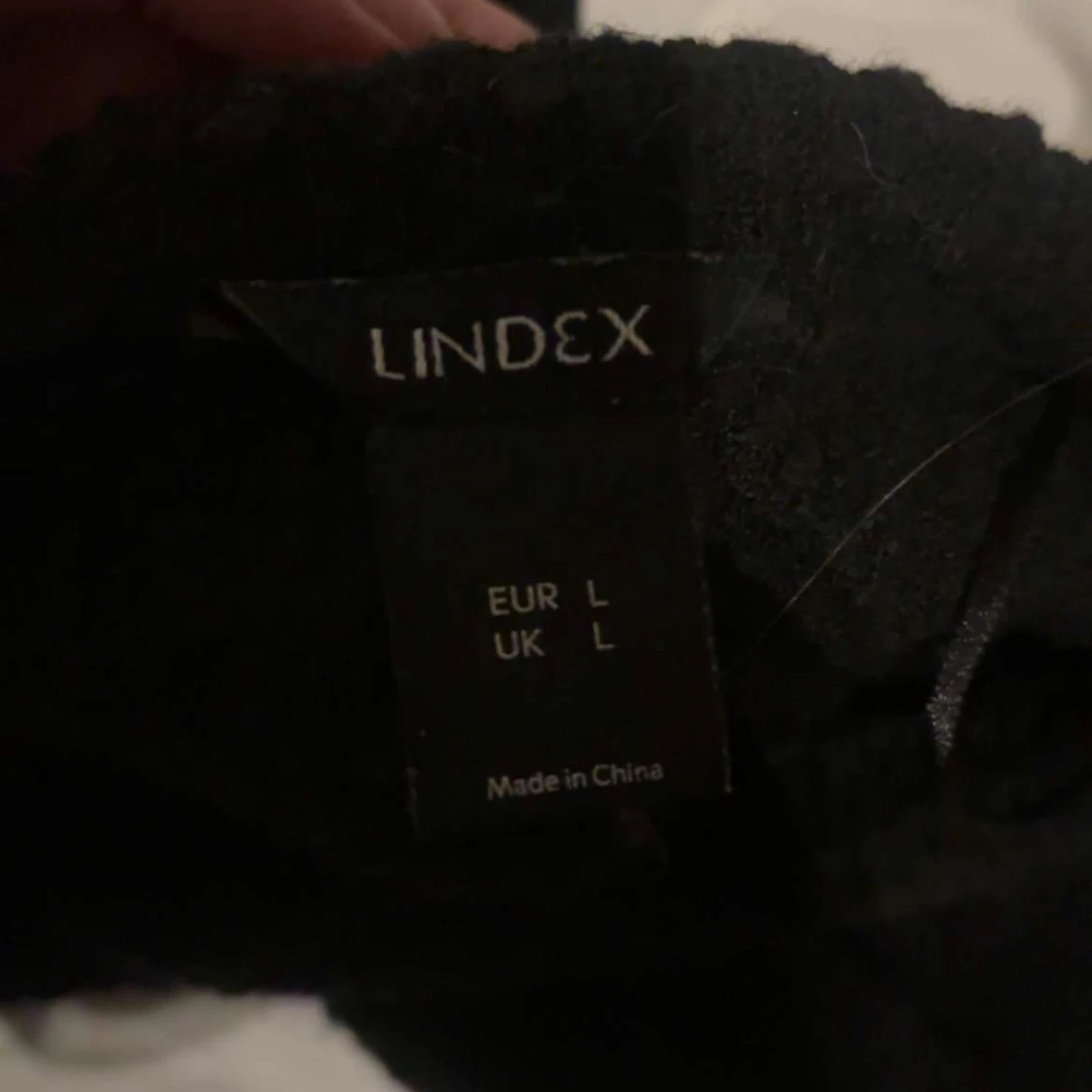 Svart kortärmad stickad tröja  - 2