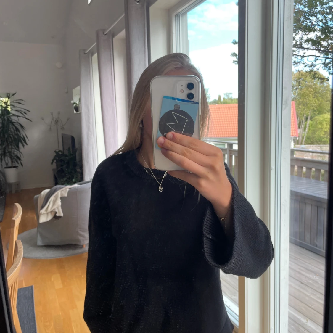 Svart stickad tröja💕