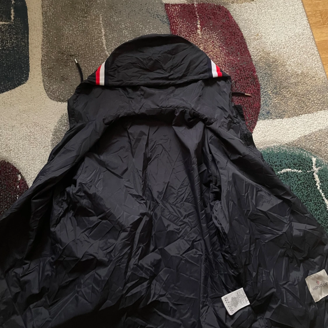 Mörkblå vindjacka från Moncler