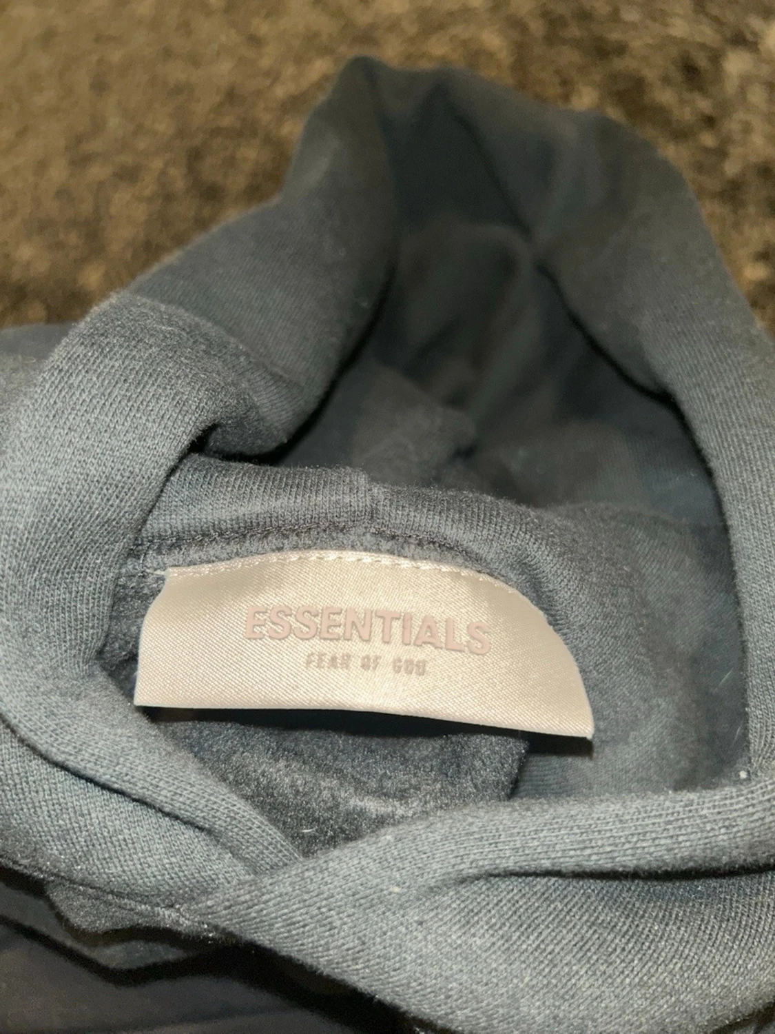 Svart Essentials Fear of God hoodie - 4