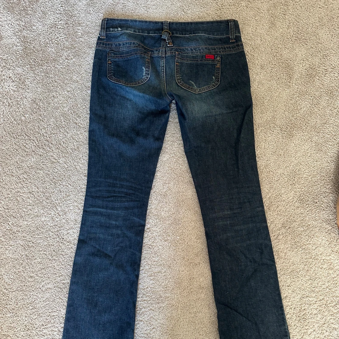 lågmidjade bootcut jeans  - 1