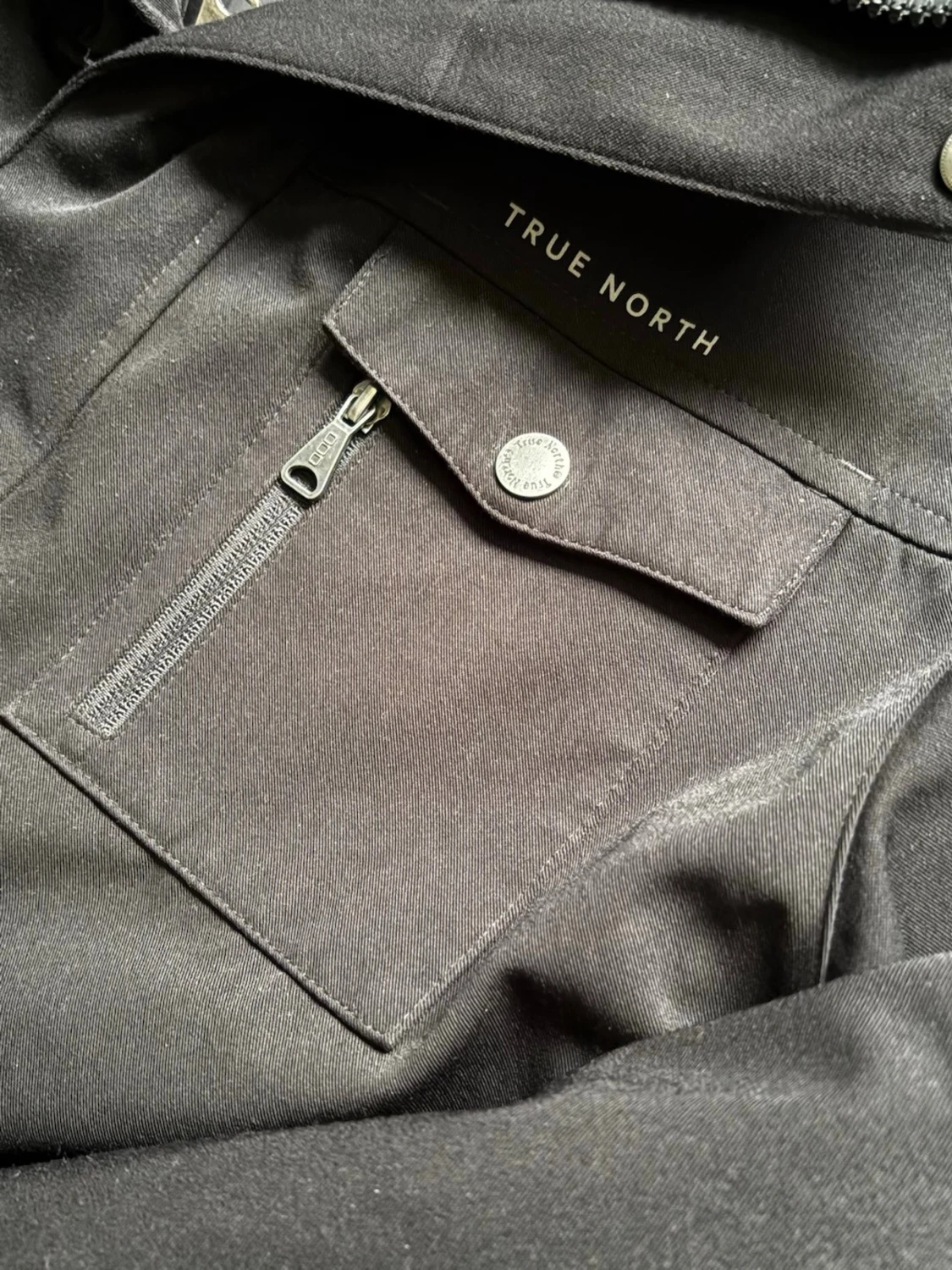 Svart parkas från True North  - 3