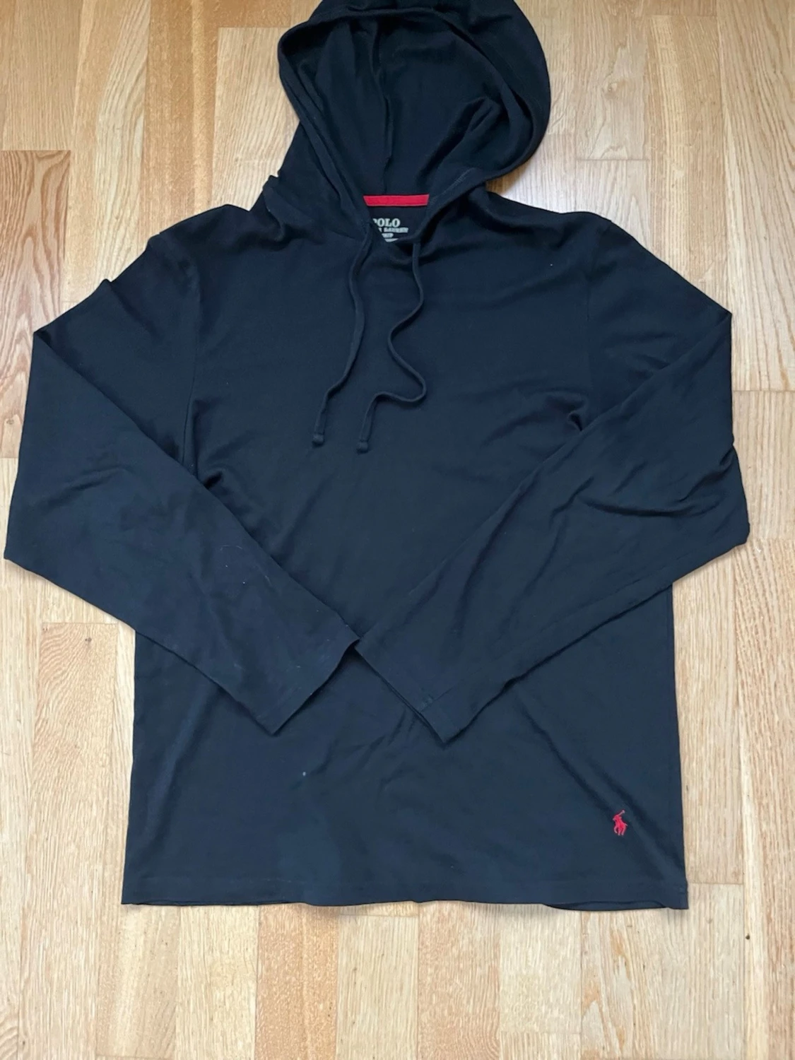 Svart hoodie från Polo Ralph Lauren