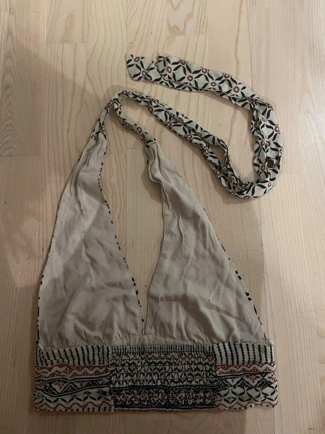 Mönstrad halterneck topp - 1