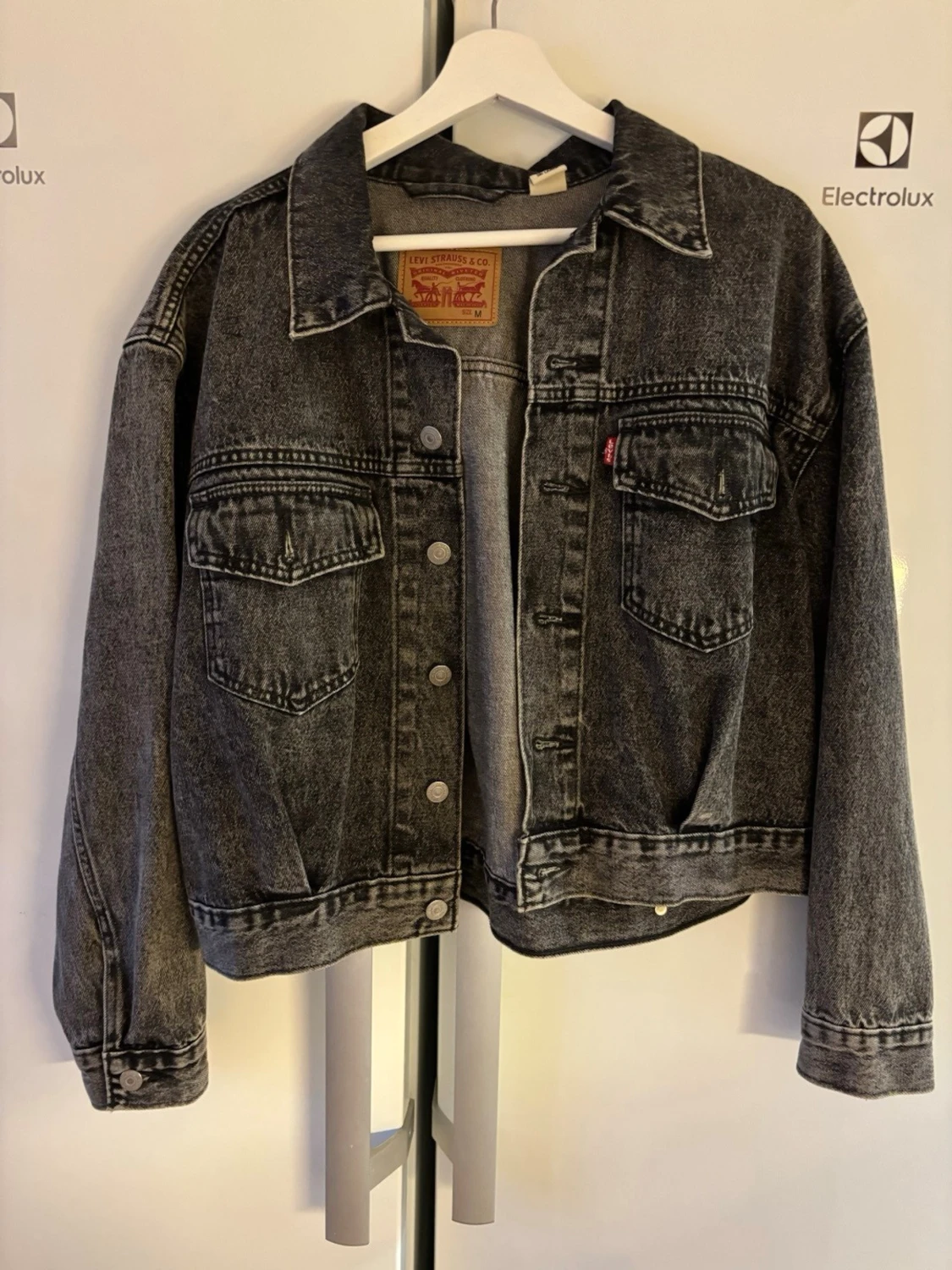 Svart jeansjacka från Levi's