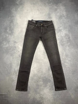 Handpicked ”MILANO” Jeans - Skick: 10/10, aldrig använda. | Ingår: Allt OG. | Nypris: +- 4000 SEK.