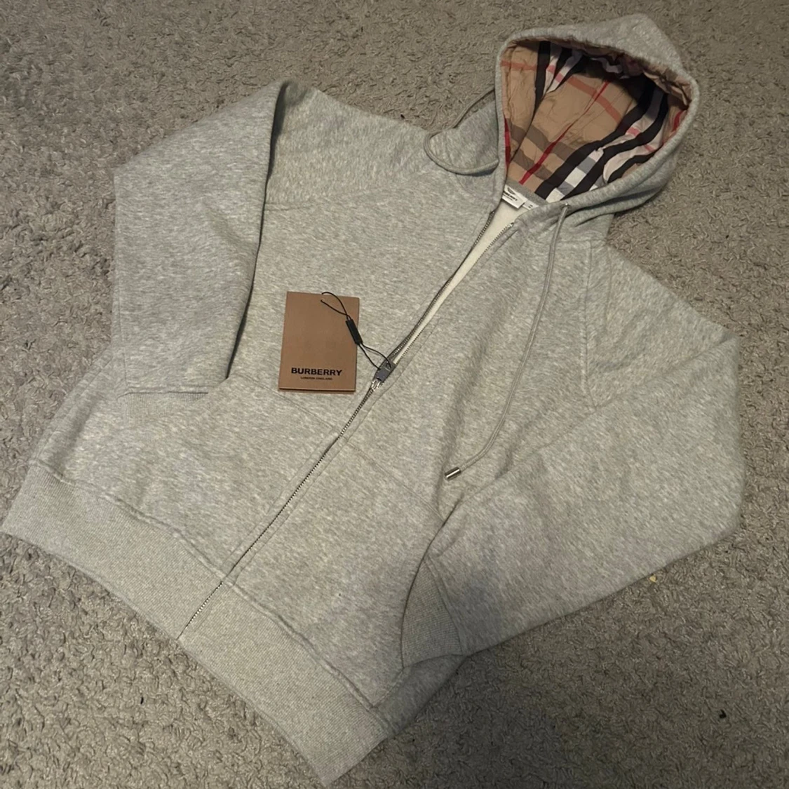 Grå Burberry hoodie med dragkedja - 1