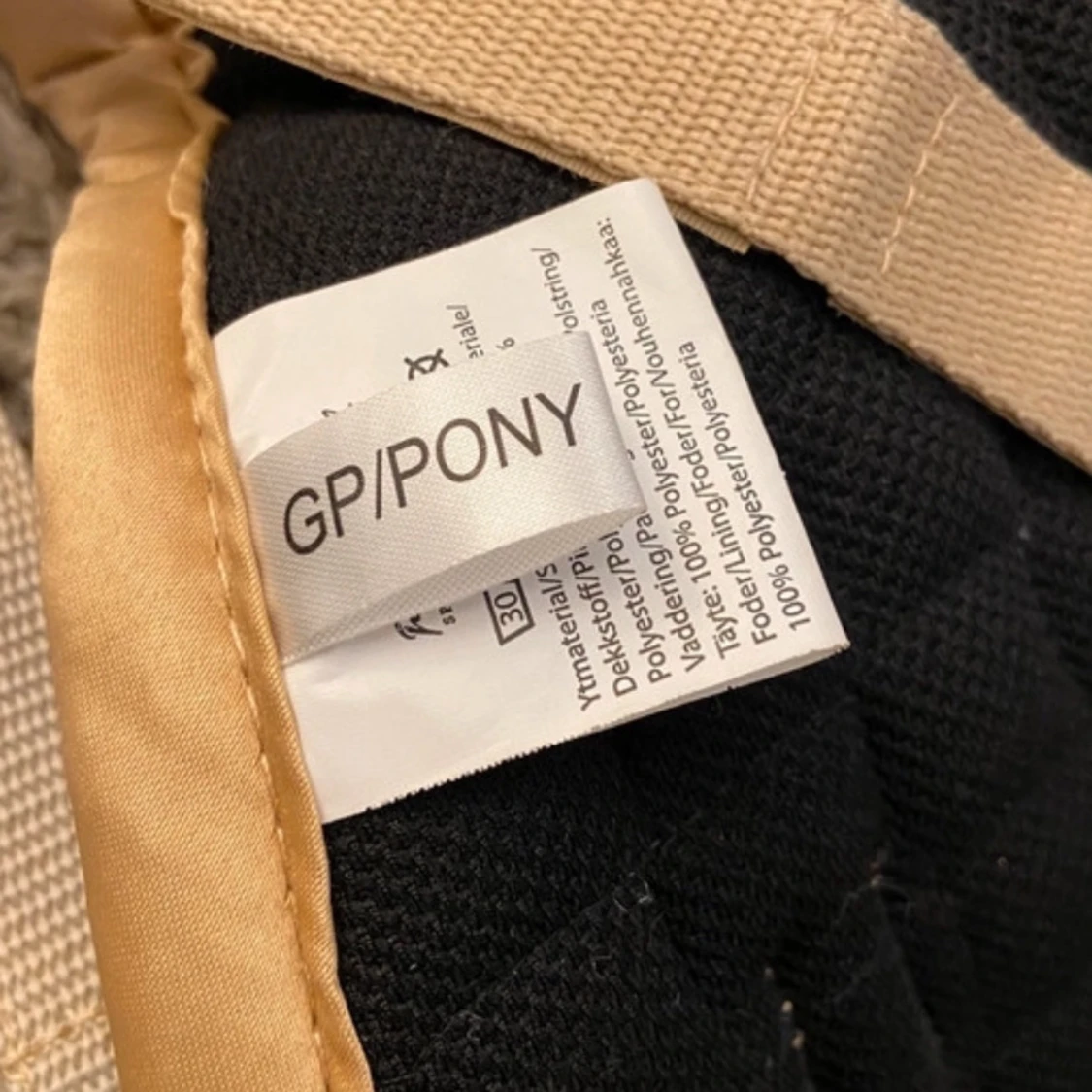 Beige och svart quiltad schabrak GP/PONY - 2