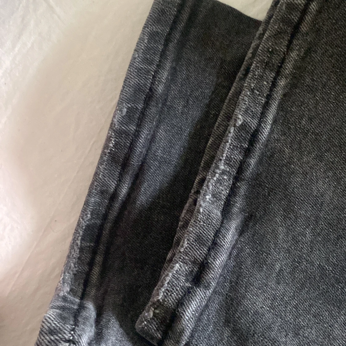 Gråa low waist jeans 💞 - 3