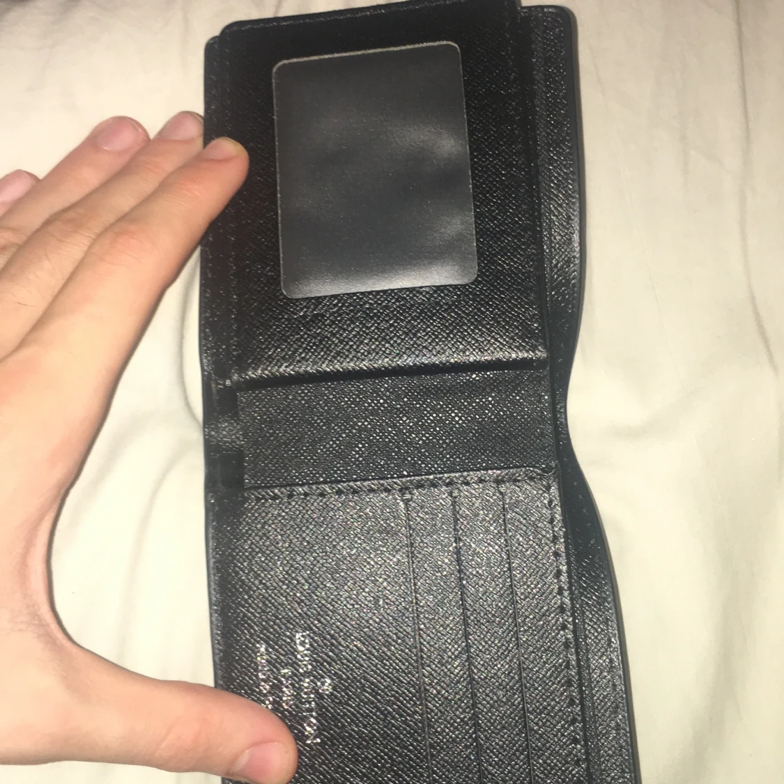  rutig svart plånbok - 2