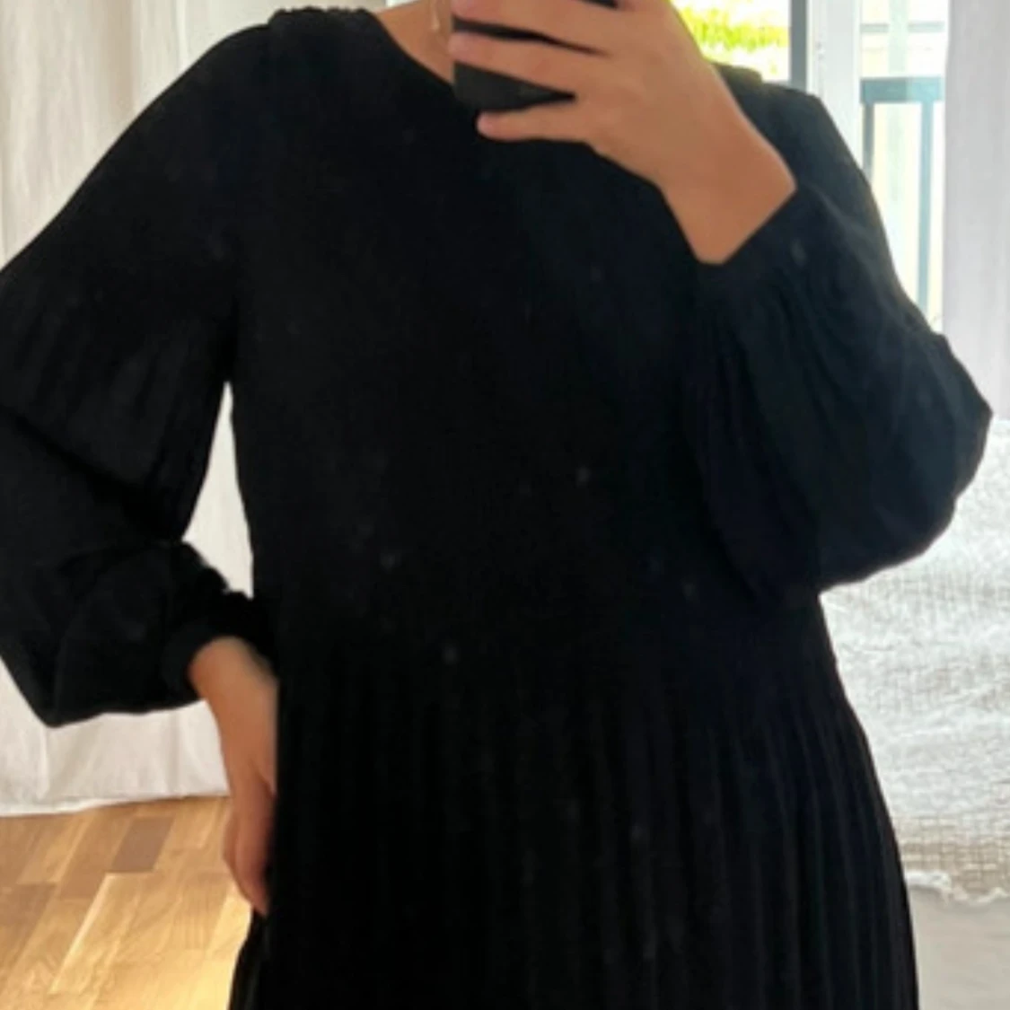  Ny supersnygg Svart plisserad klänning Cathrine Hammel - 4