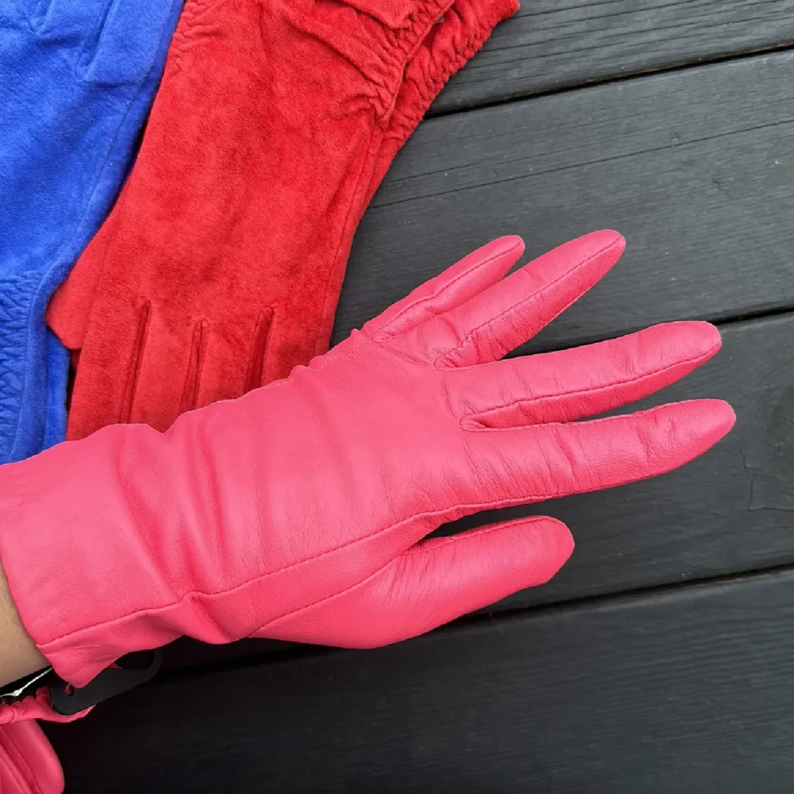 Färgglada mocka- och skinnhandskar - 2