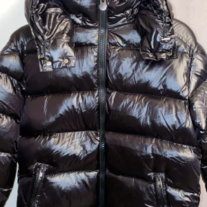 Jacka herr - Är s men passar även m/l. Har inte haft den ute bara testat den. 