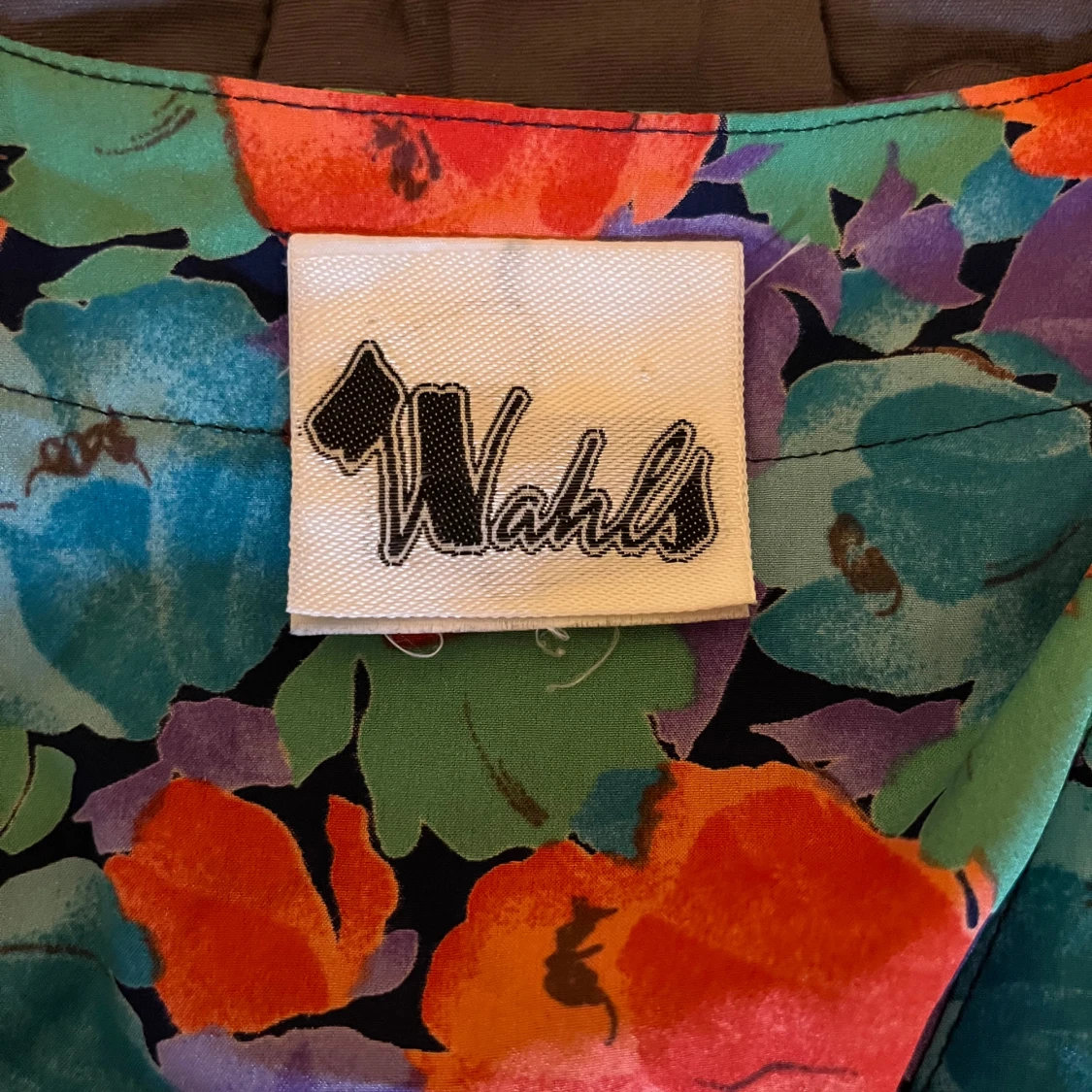 Färgglad blommig retro blus från Wahls strl C44 - 2