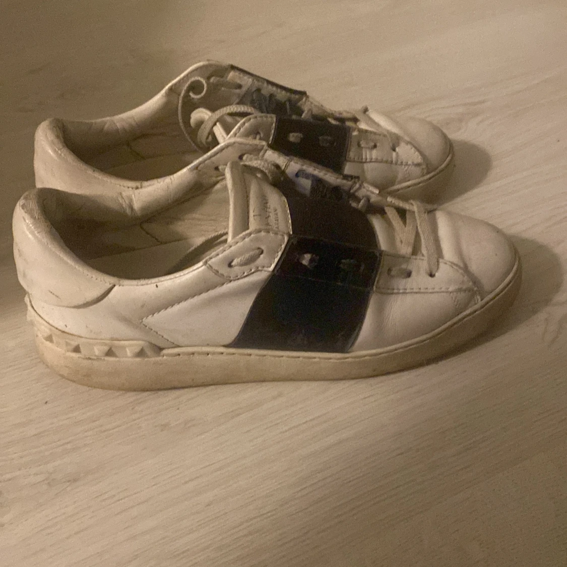 Valentino Garavani Open sneakers vit/svart