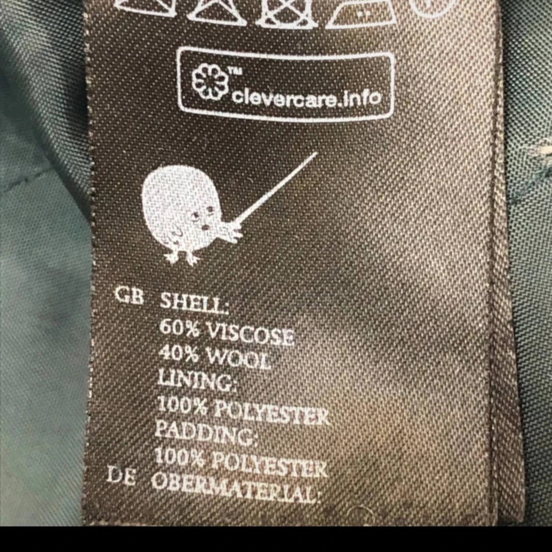 Mörkgrön ulljacka från Monki i stl S/M - 4