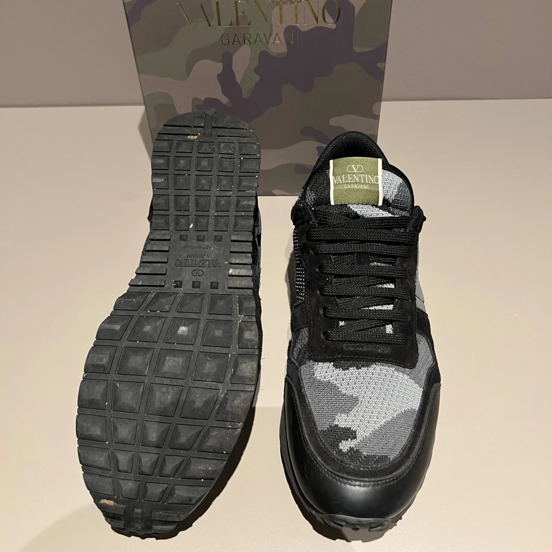 Valentino Rockrunner sneakers svart/grå - 2
