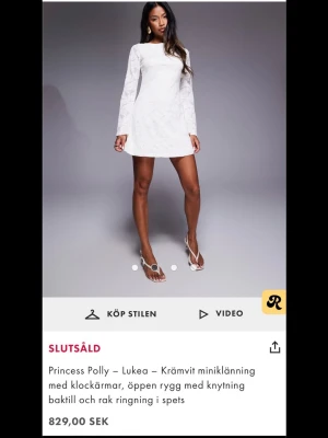 SÖKES Krävit spetsklänning från Princess Polly - Söker denna i storlek 40 snälla skriv t mig om du har den. Beställde en i 38 men passade inte som jag ville!