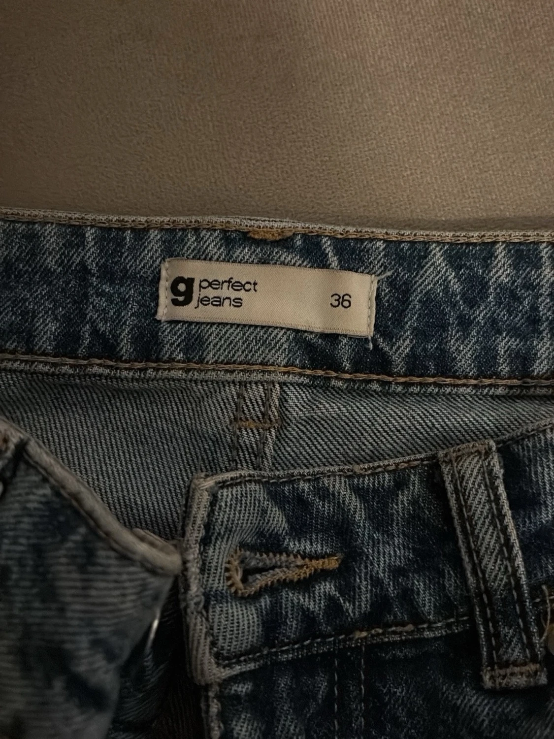 Blå bootcut jeans från Gina Tricot - 2