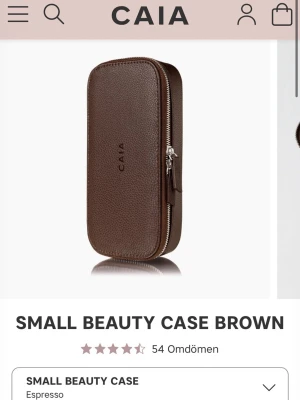 caia sminkborst nessesär - säljer min caia smink borst nessesär!! aldrig andvänd ❤️❤️