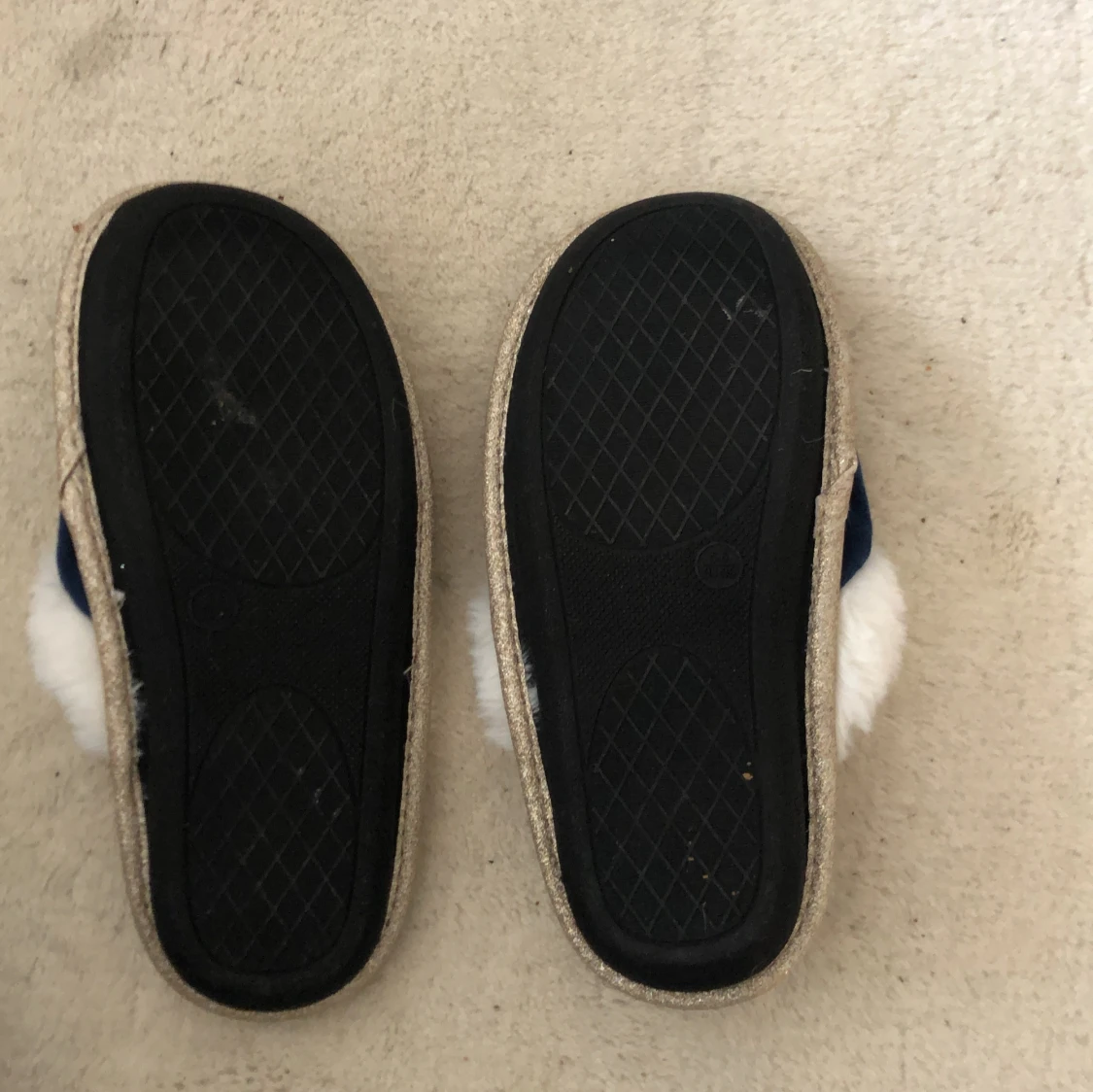 Harry Potter tofflor med fluff - 1