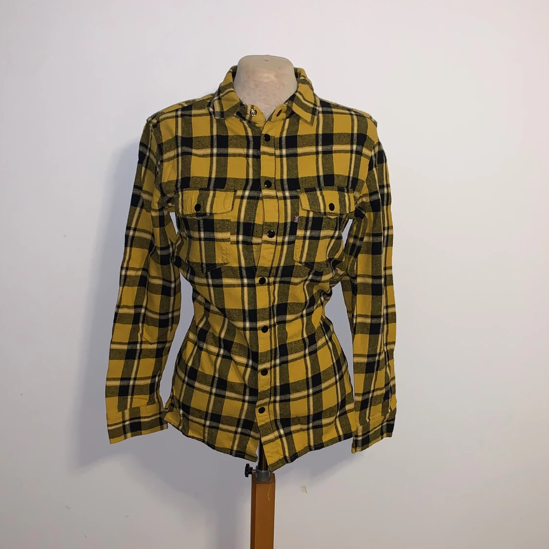 Gul och svart rutig skjorta Good For Nothing