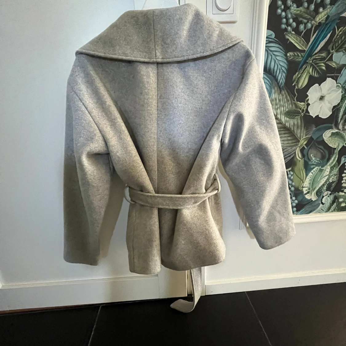 Ljusgrå omlottjacka från ONLY - 1