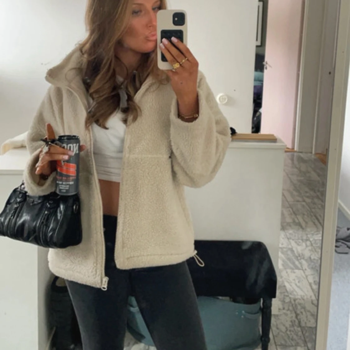 Beige teddyjacka med dragkedja - 2