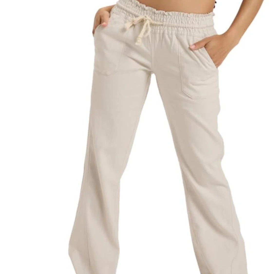 Beiga linnebyxor från Roxy