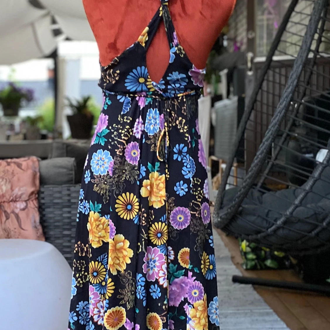 Blommig långklänning från MNG Suit S - 2