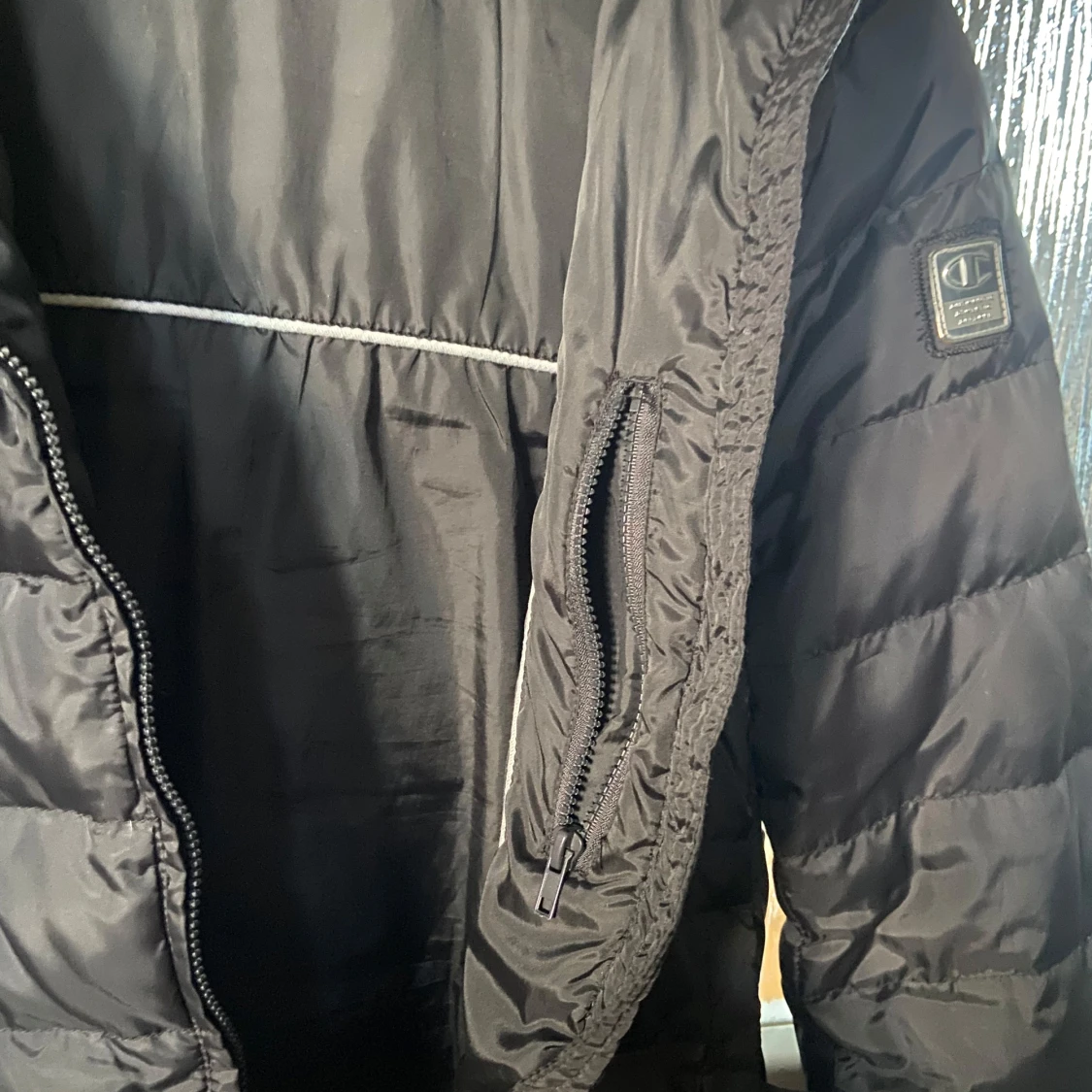 Svart pufferjacka från Champion S - 2