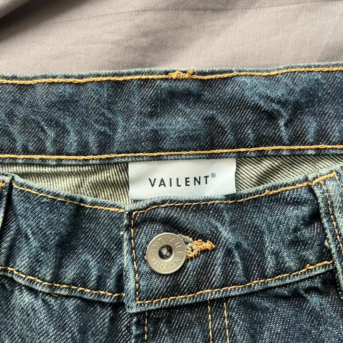 Blå jeans från Vaillent med regular waist - 2