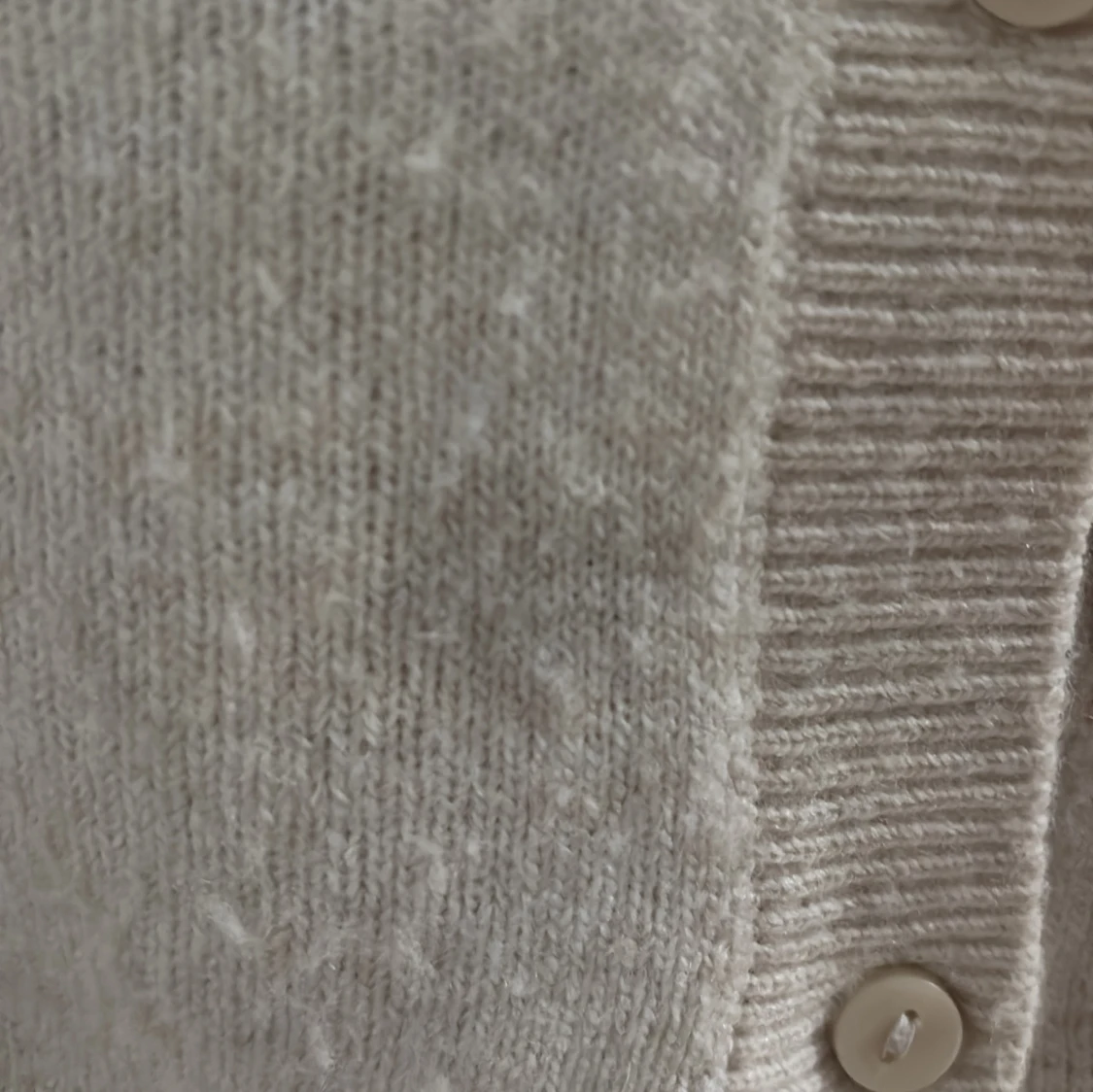 Beige kortärmad kofta från H&M Divided - 3