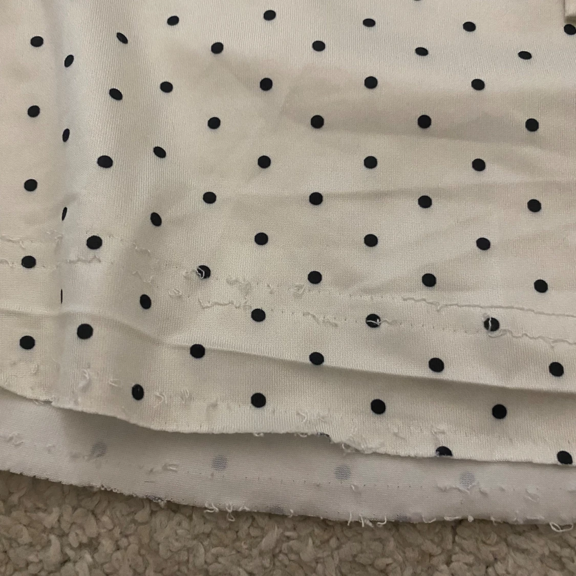 Vit prickig bandeau tubtopp med knyt - 2