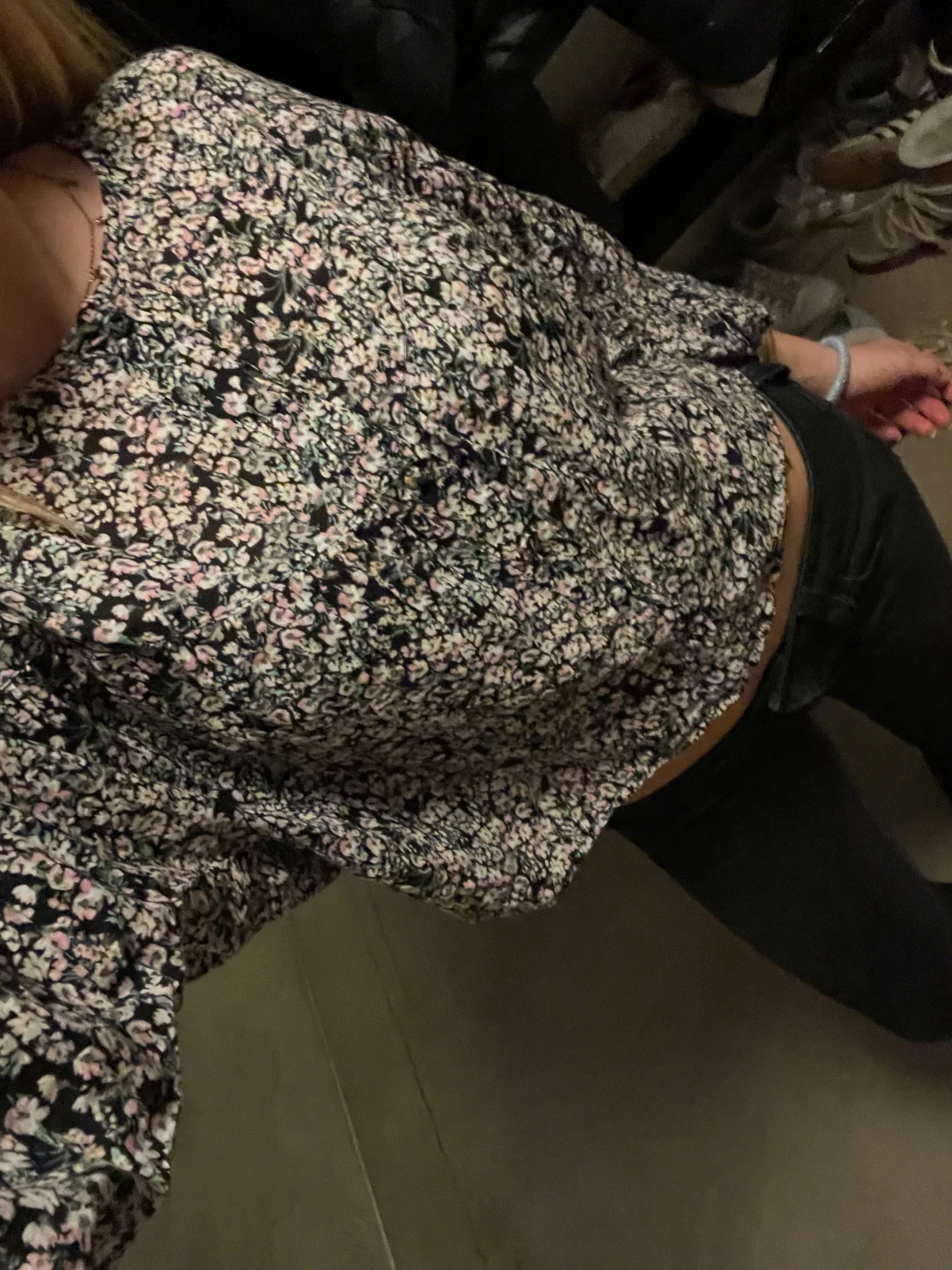 Blommig blus från Lindex XS - 3