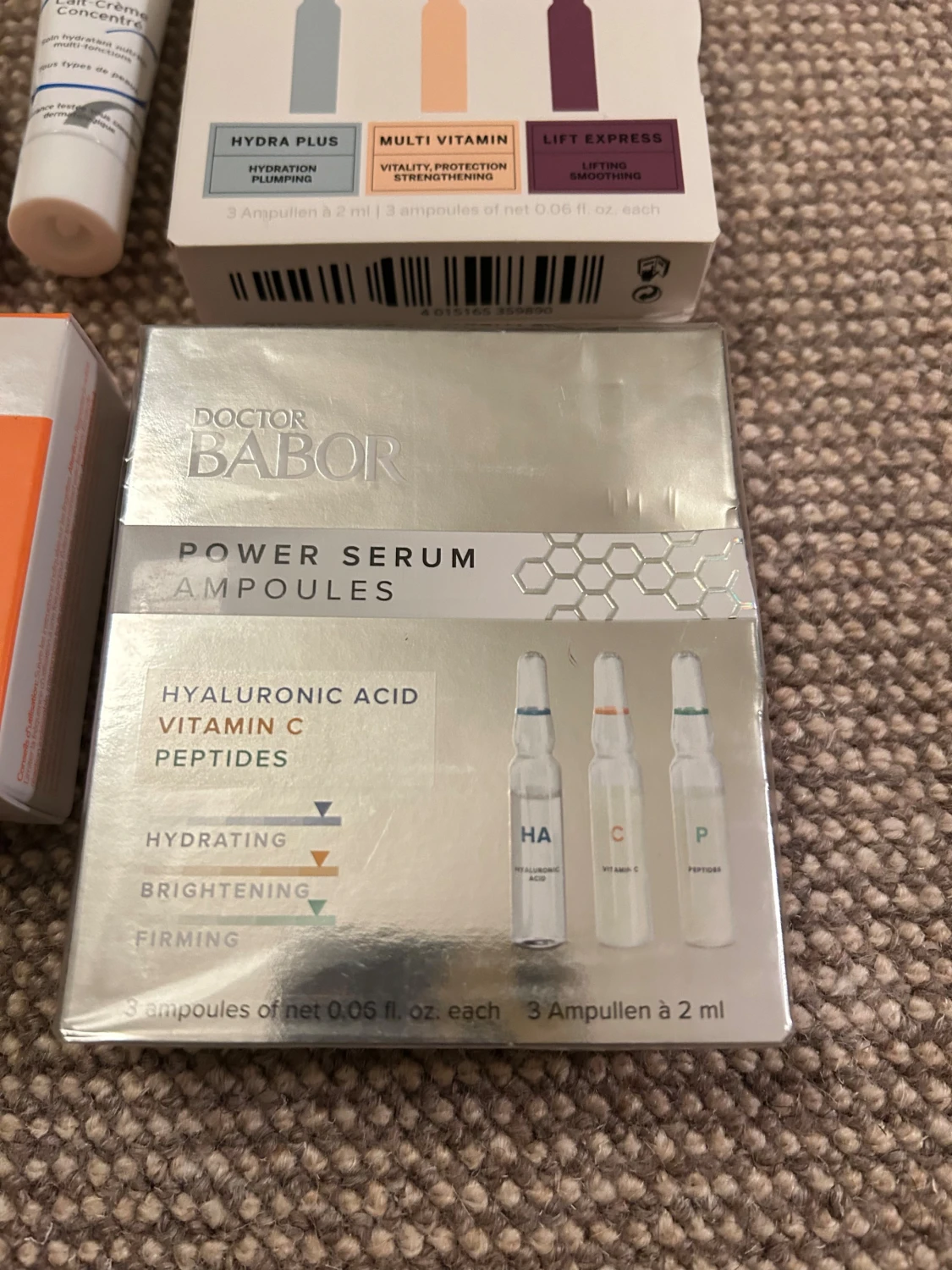 Hudvårdskit med ampuller och serum - 4