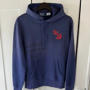 Polo Ralph Lauren Hoodie - Riktigt fet Ralph Lauren hoodie🔥Storlek S, helt ny med tags. Skriv vid frågor!🔥⭐️