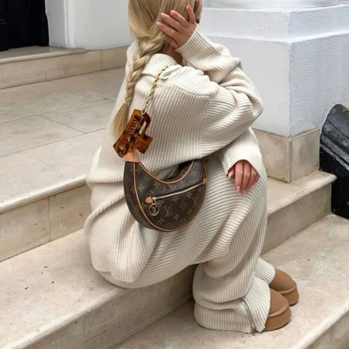 Louis Vuitton Loop Bag - 2