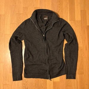 Oscar Jacobson  - Oscar Jacobson full zip storlek s sitter som en xs