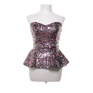 Glitter tubtopp  - Säljer denna topp, perfekt till nyår. Kontakta vid frågor eller intresse❣️