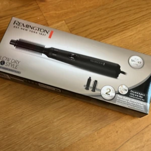 Remington Blow Dry & Style - Använd en gång, passade inte. 
