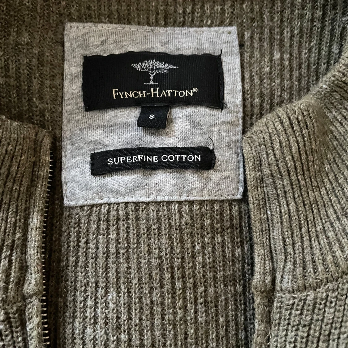 Beige ribbad kofta från Fynch-Hatton - 2