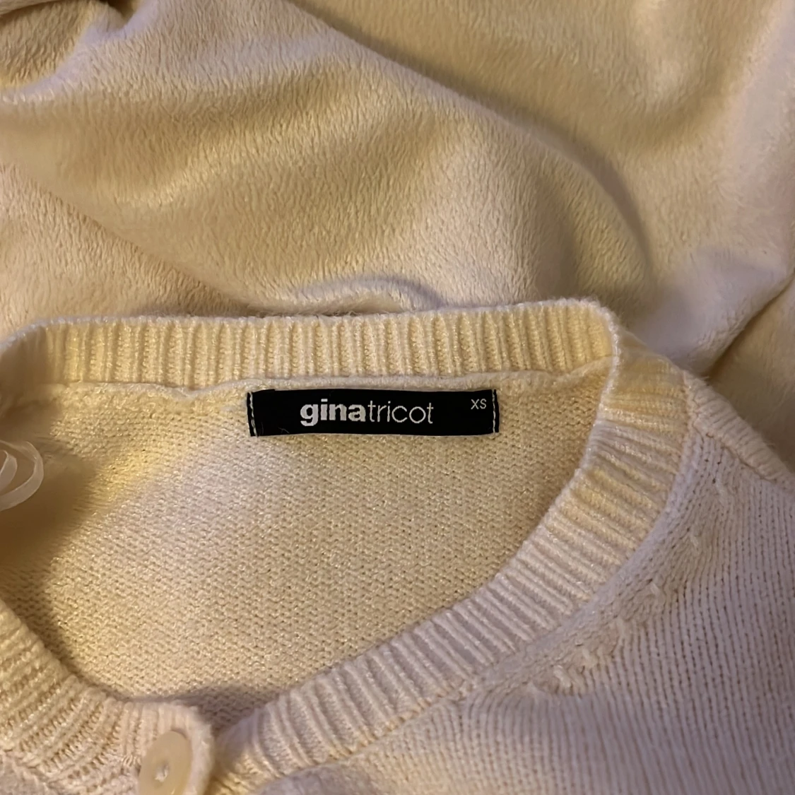 Vit kofta från Gina Tricot XS - 1