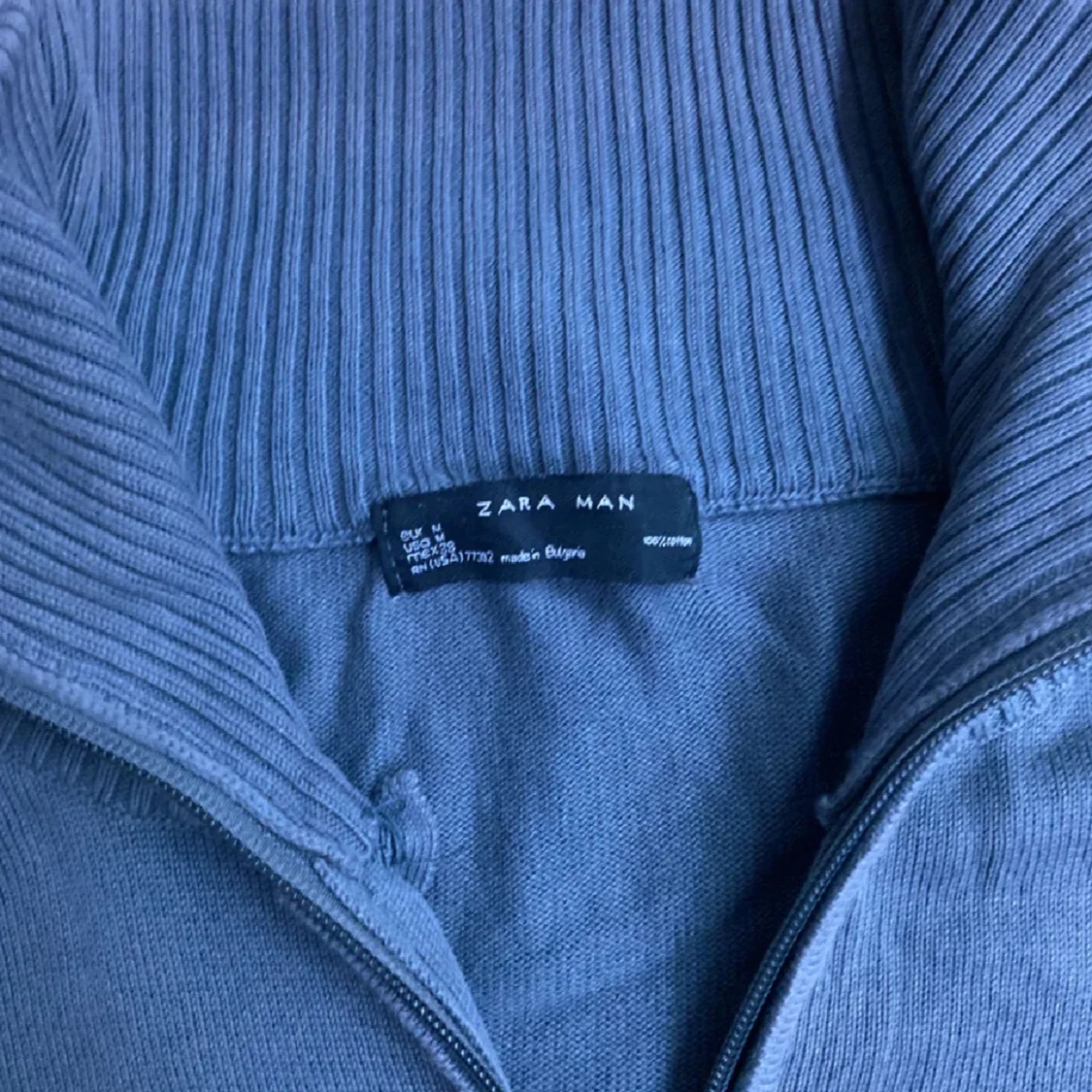 Grå kofta med dragkedja från Zara Man - 1