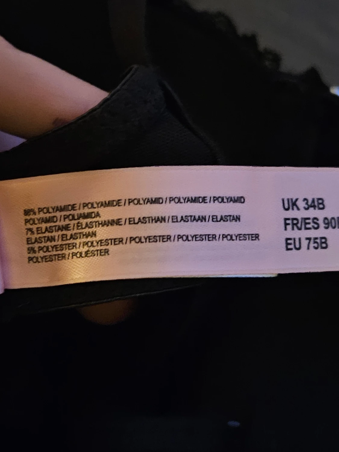 Svart spetsklänning från Hunkemöller - 5