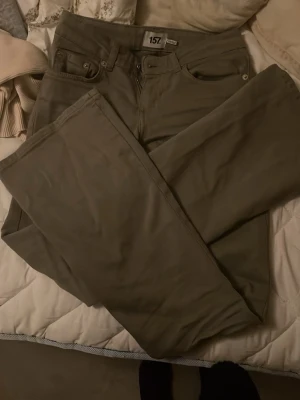 Gröna jeans  - Gröna jeans ifrån lager 157